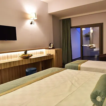 Likya Road Resort Hotel 4* Muğla
